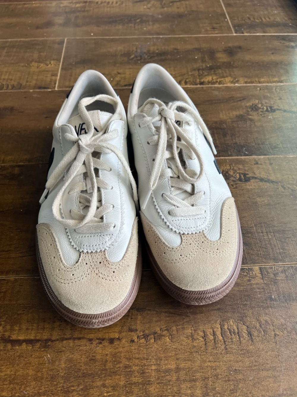 Veja Volley Leather Sneaker (Men) - Picture 2 of 5